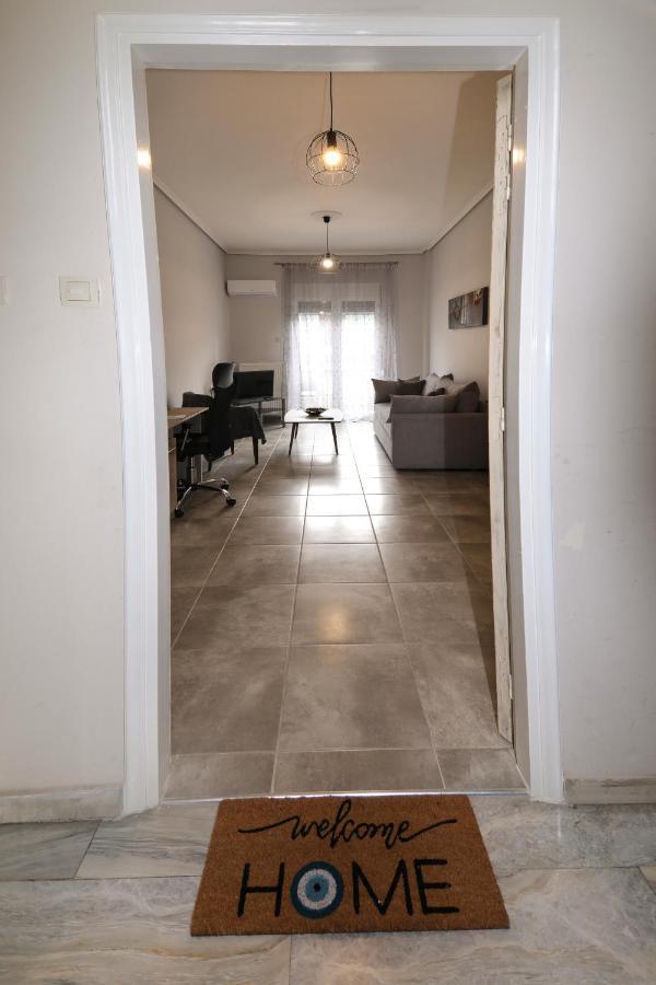 Stay Here - Διαμέρισμα Στο Κέντρο Του Βόλου Volos Exterior photo