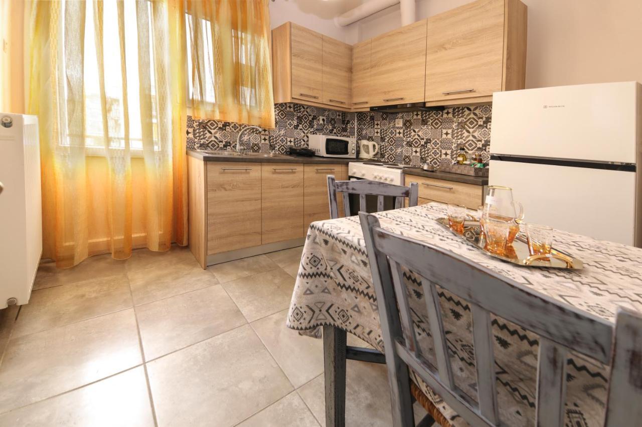 Stay Here - Διαμέρισμα Στο Κέντρο Του Βόλου Volos Exterior photo